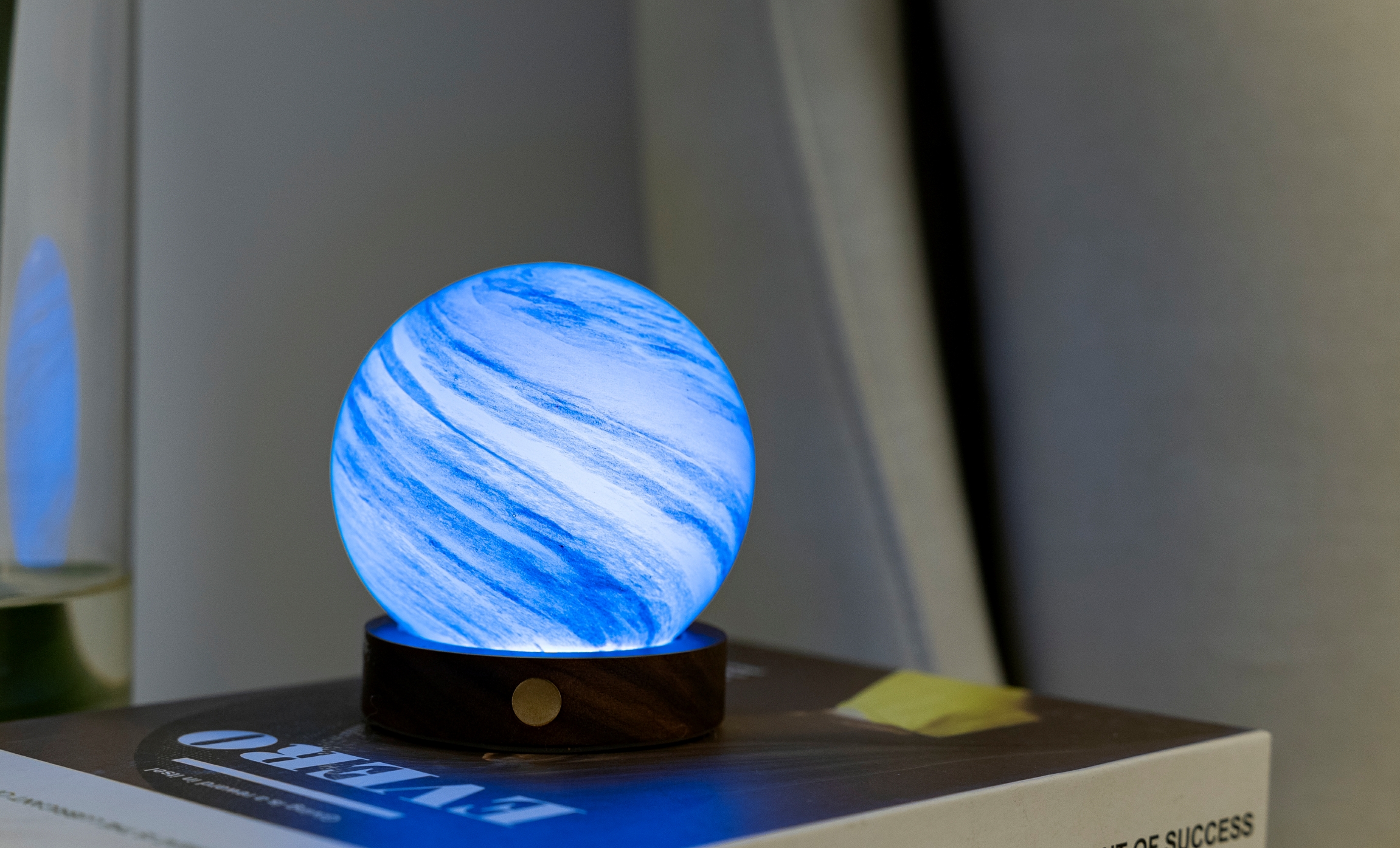 Lampa AstraGlass RGB, více variant - Gingko Varianta: Polar Cloud - malá