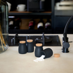 ODLITO Betonová dóza – Nefertiti – grafit (černá) – 8 cm – 4ks