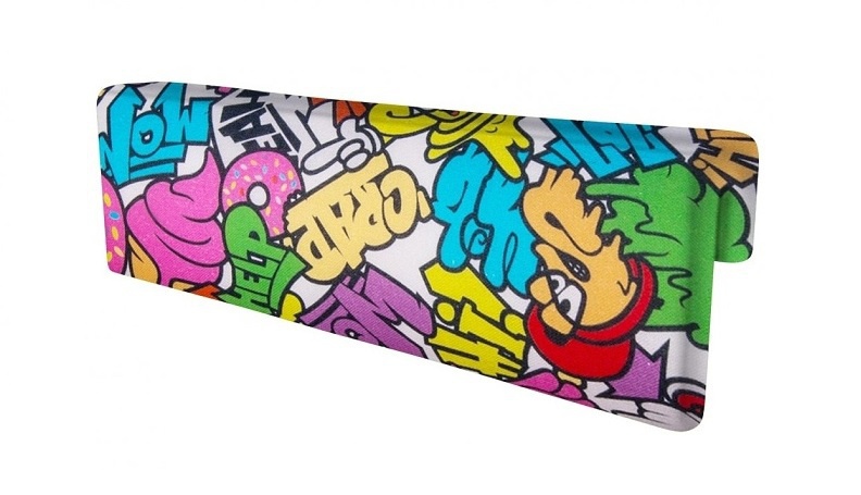 Opěrka/chránič na postel komiks - mix barev