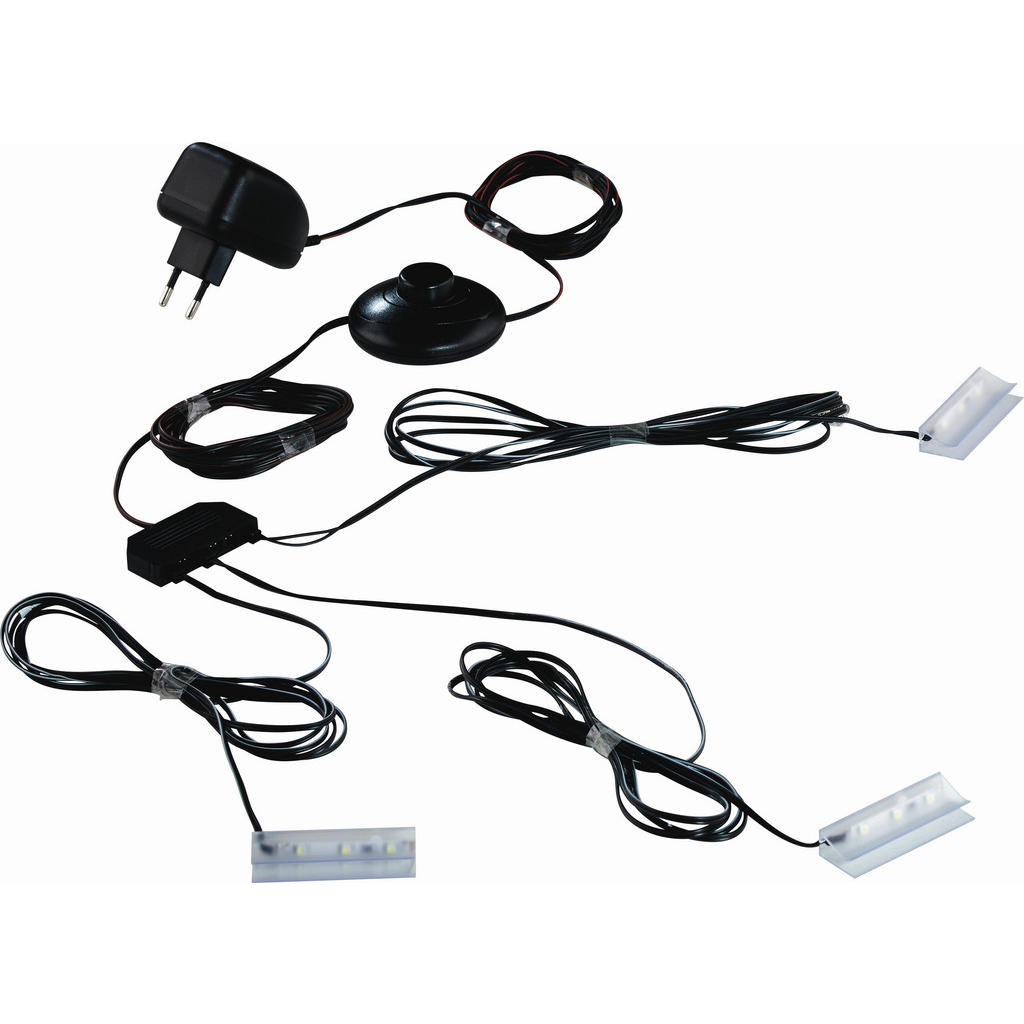 OSVĚTLENÍ SKLENĚNÝCH POLIC