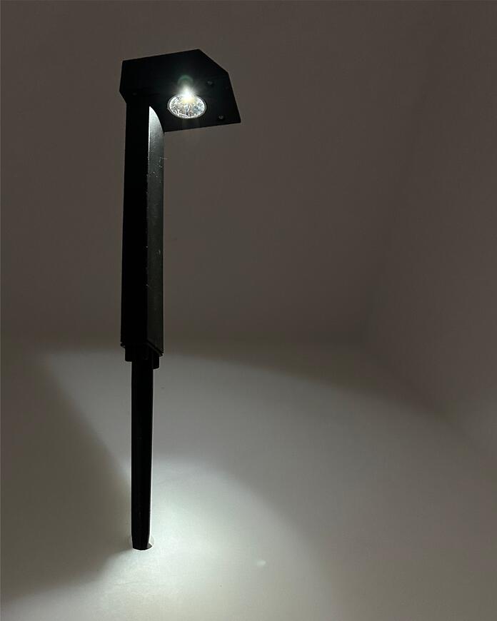 TR-674J SOLÁRNÍ  LED ZAHRADNÍ OSVĚTLENÍ